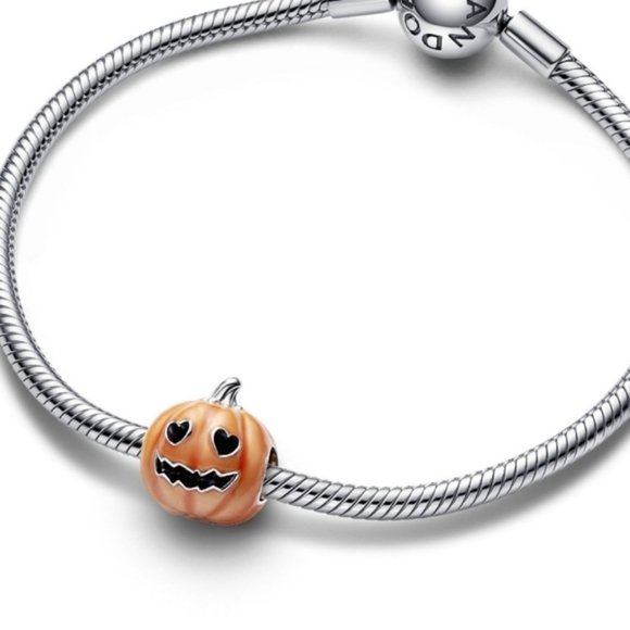 Pumpkin Charm fits Pandora & similar style bracelets. Fall, Halloween 🎃 - Picture 2 of 2